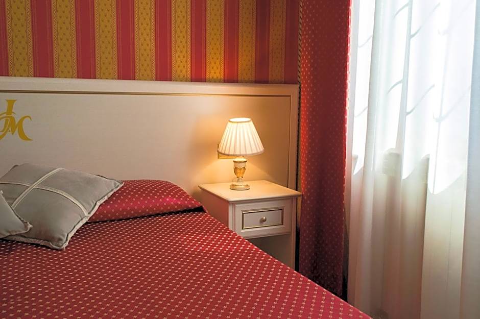 Photo 1 of 5 of Superior 1 Double Bed or 2 Beds, Canal View