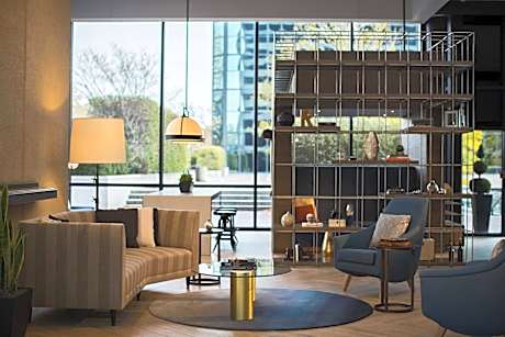 Renaissance by Marriott Toledo Downtown Hotel
