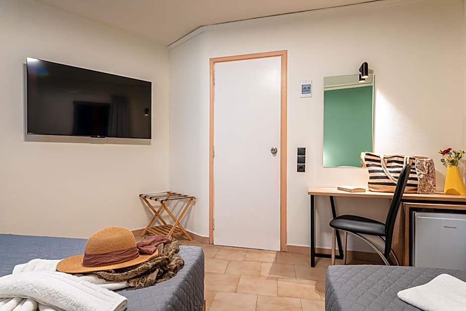 Emily Hotel