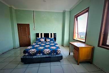 EXPRESS O 91979 Penginapan Tondong Ta