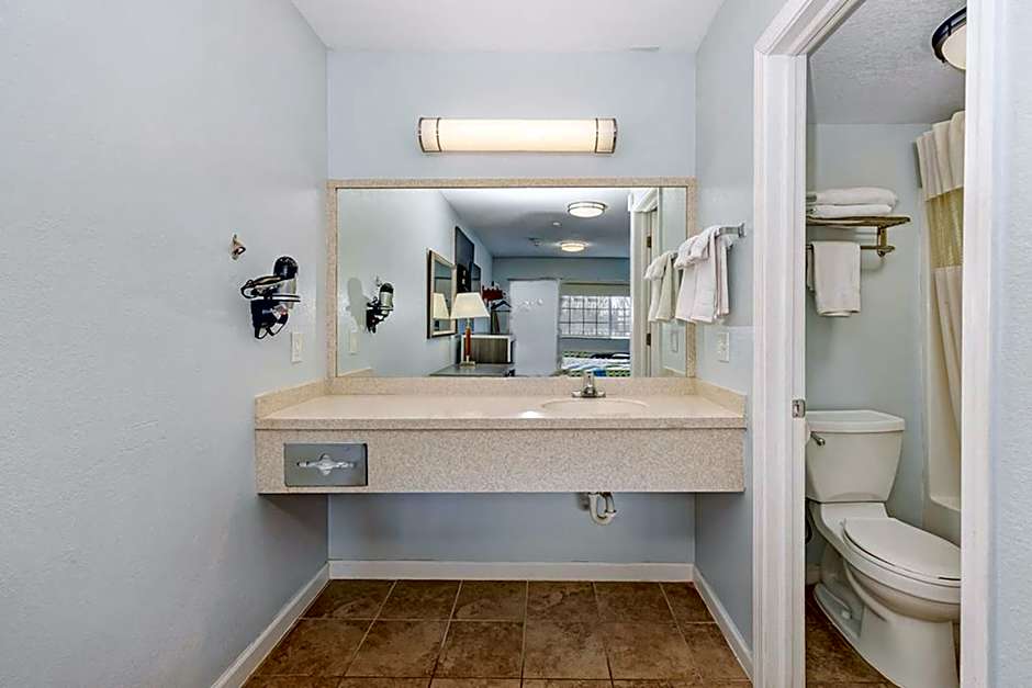 Grove City Travel Inn Columbus South