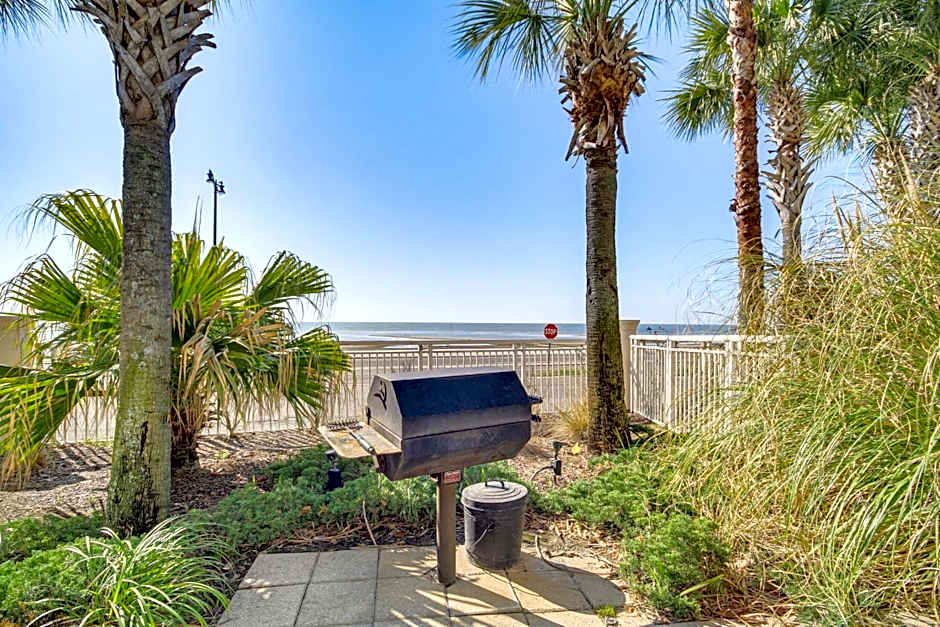 Charming Condo on the Beach/Legacy T2-1102