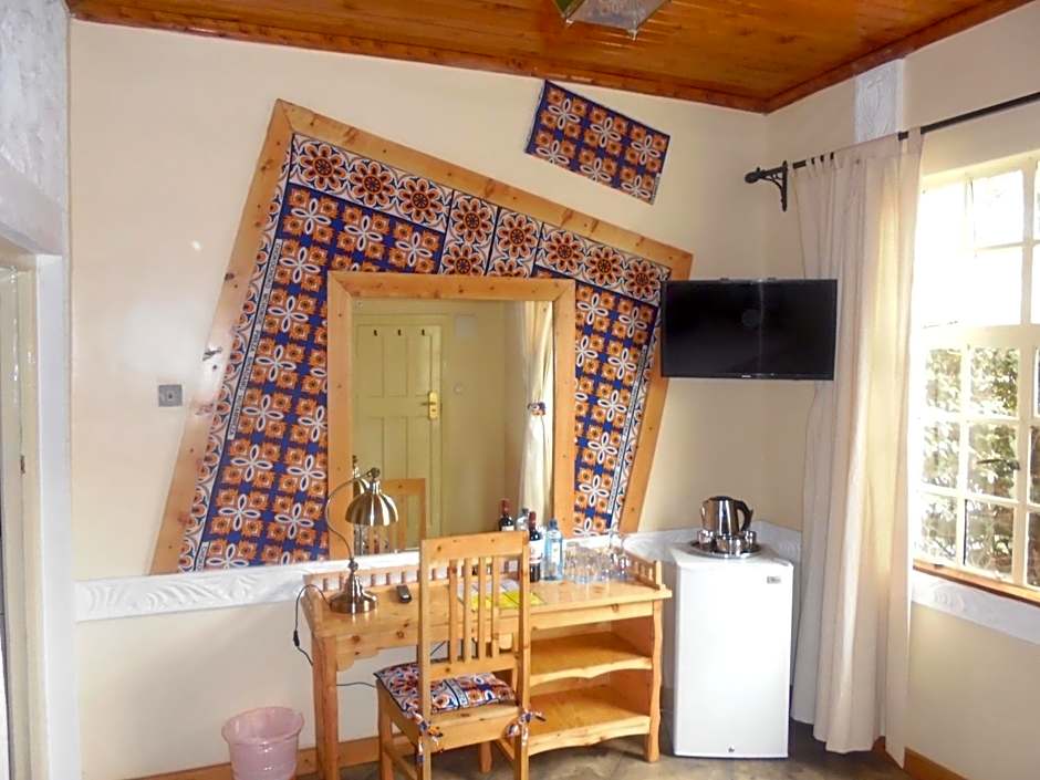 Parklands Shade Hotel