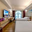 Vienna Hotel Zhuhai Xiangzhou Qinglv Road Theater