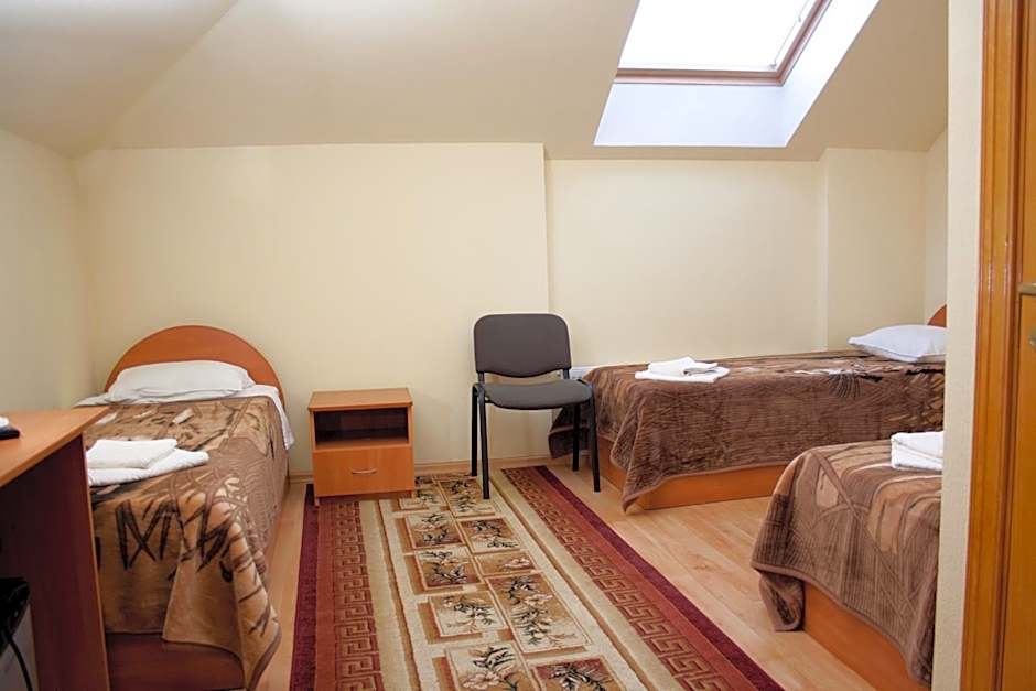 Lucia with Self Check-in