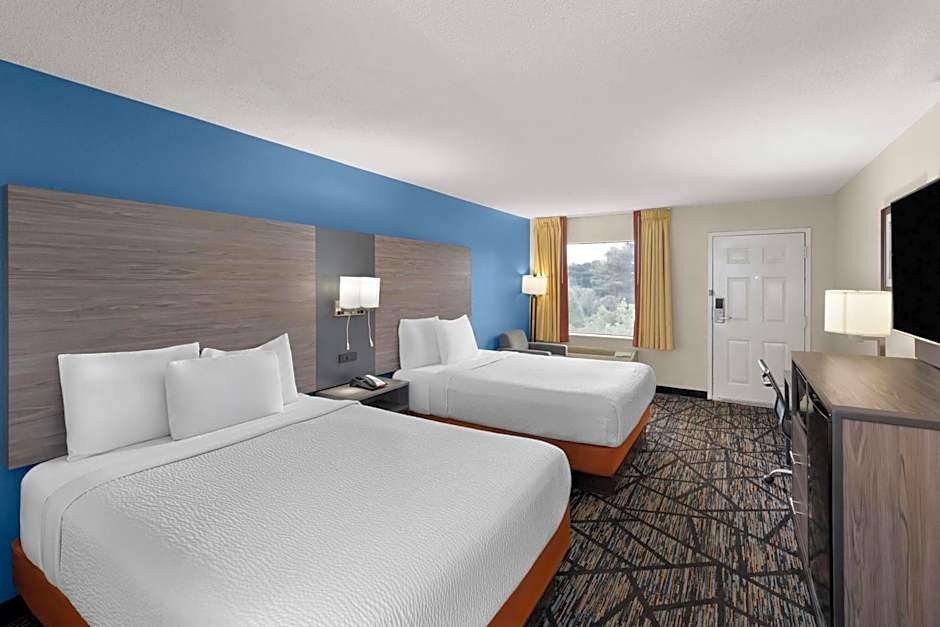 Baymont by Wyndham Richburg/Chester Area