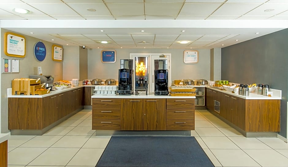 Holiday Inn Express London-Wimbledon-South By IHG