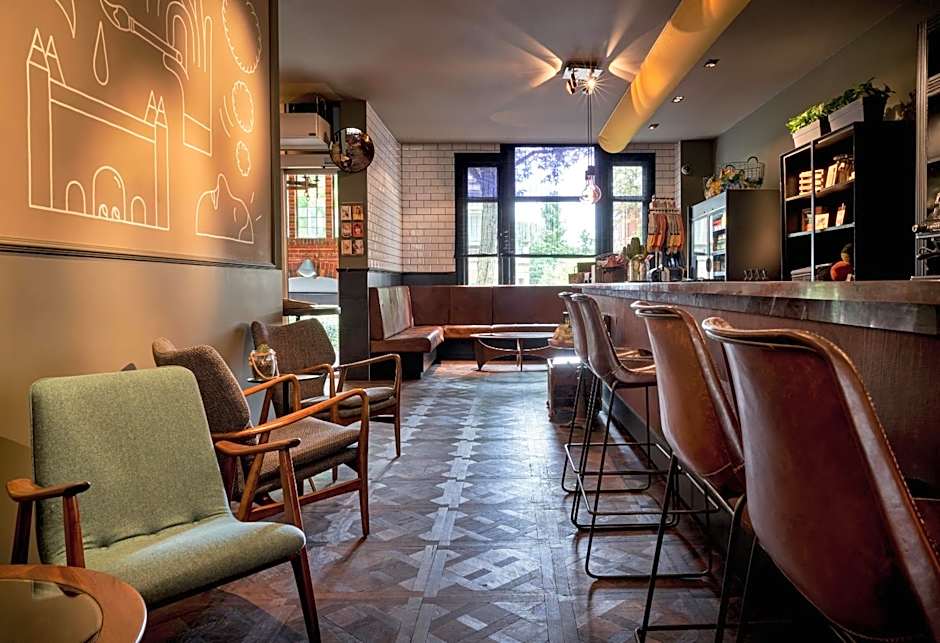 Max Brown Hotel Museum Square