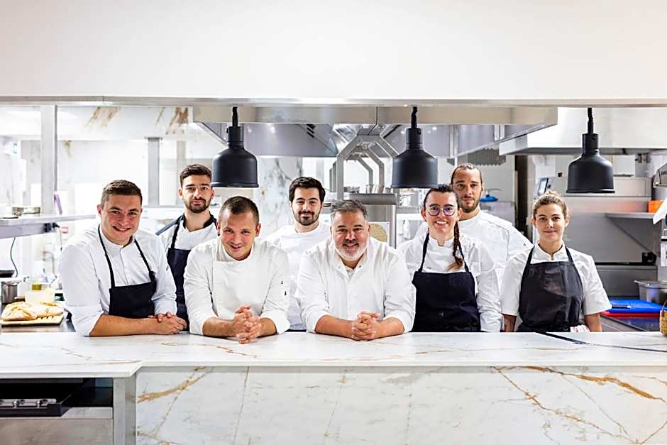 Hôtel et Restaurant La Bastide Bourrelly - Mathias Dandine
