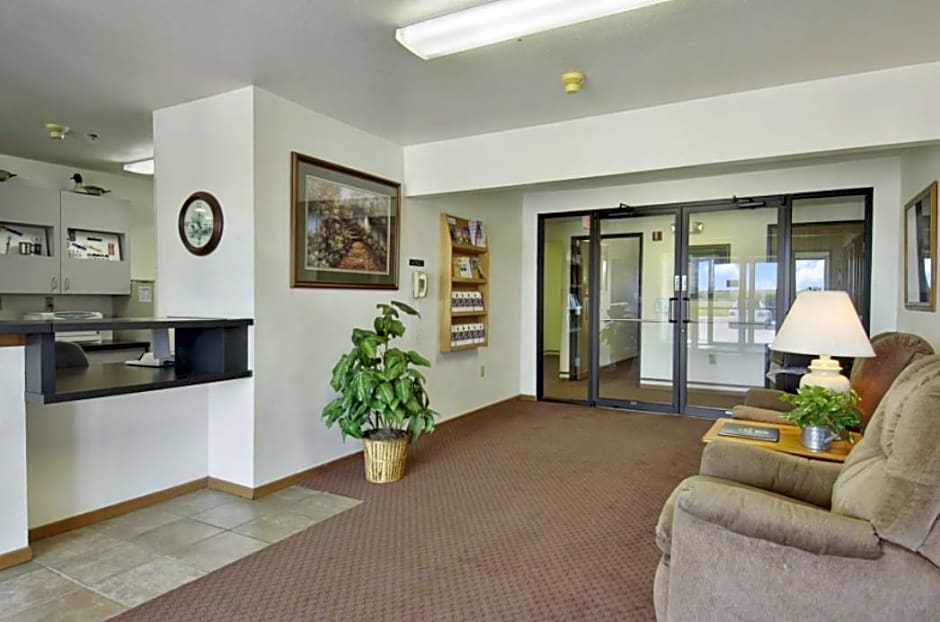 Super 8 by Wyndham Missouri Valley