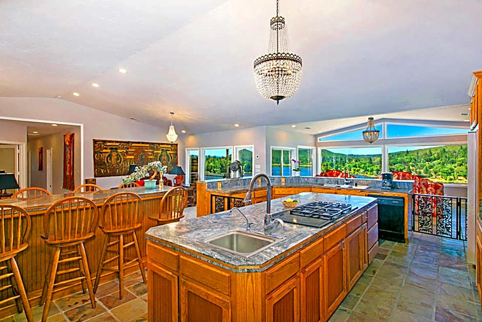 Quiet Mind Mountain Retreat