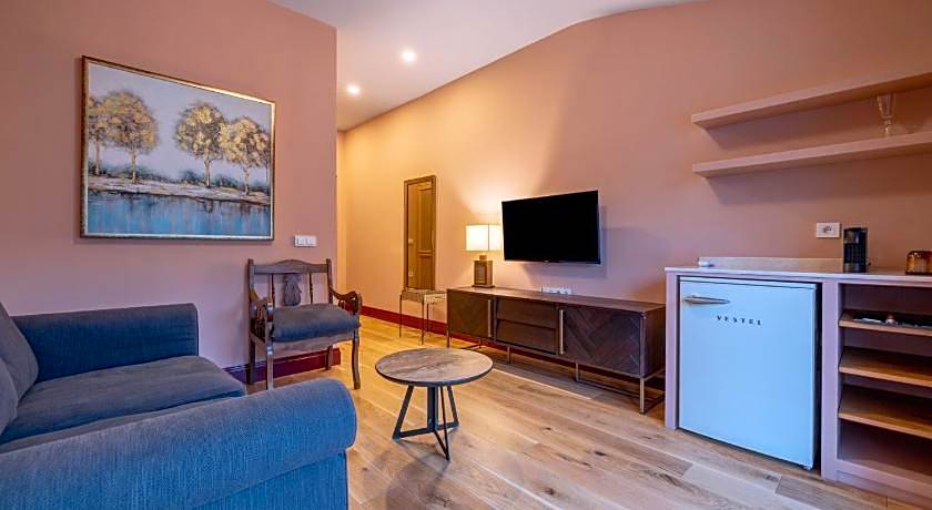 Yonca Anjelika Hotel