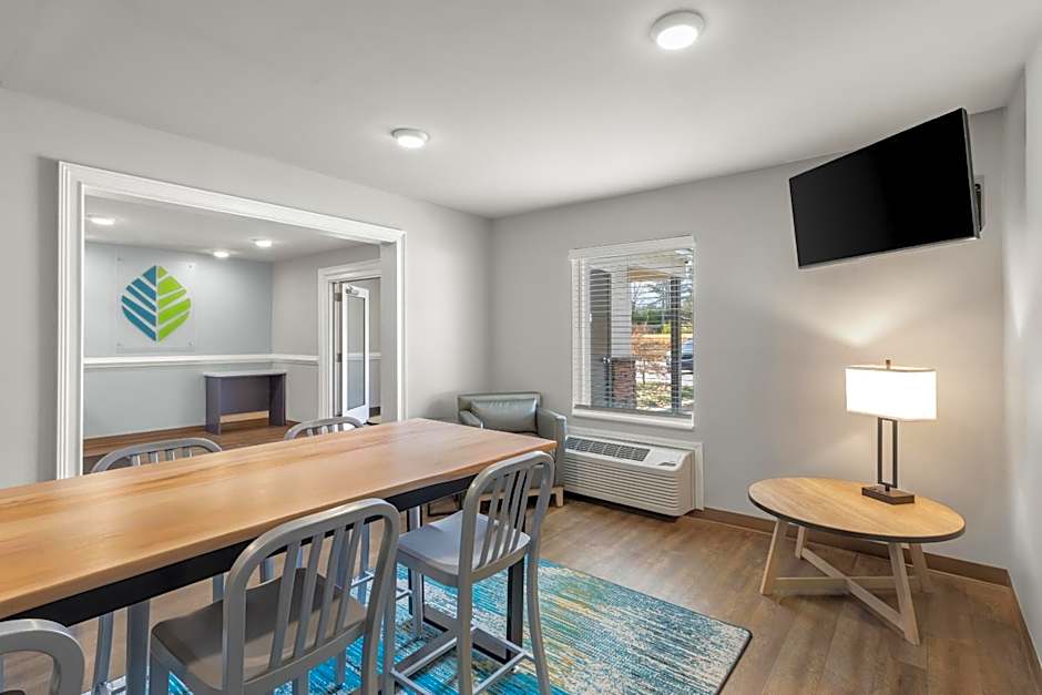 WoodSpring Suites Atlanta Airport