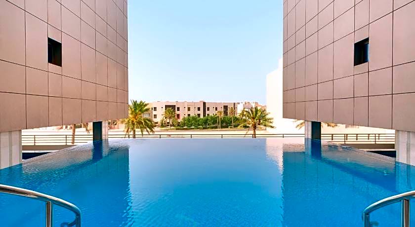 Ramada Hotel & Suites by Wyndham Amwaj Islands Manama