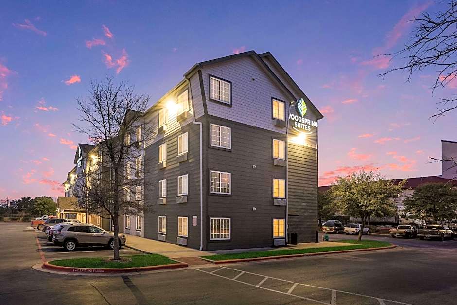 WoodSpring Suites Austin Round Rock