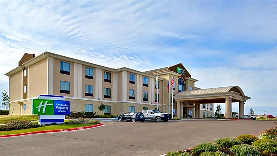 Holiday Inn Express and Suites Schulenburg By IHG