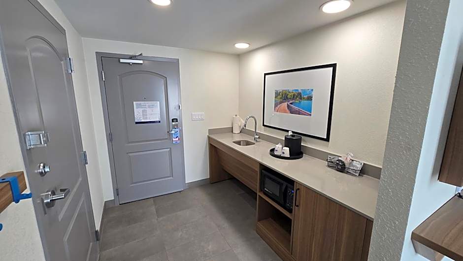 Hampton Inn By Hilton & Suites Chicago Deer Park