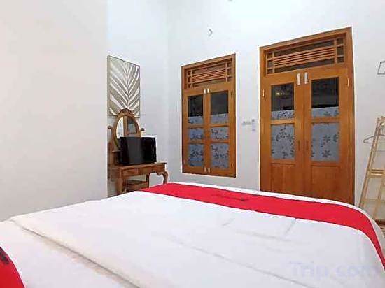 RedDoorz at Ndalem Eyyang Syariah Stasiun Klaten