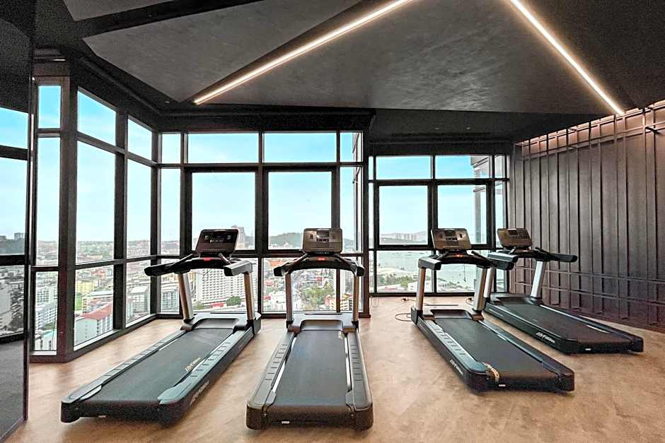 Edge Central Pattaya by J&P