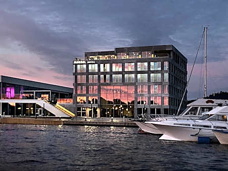 Mandal Hotel