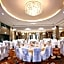 New Season Square Hotel