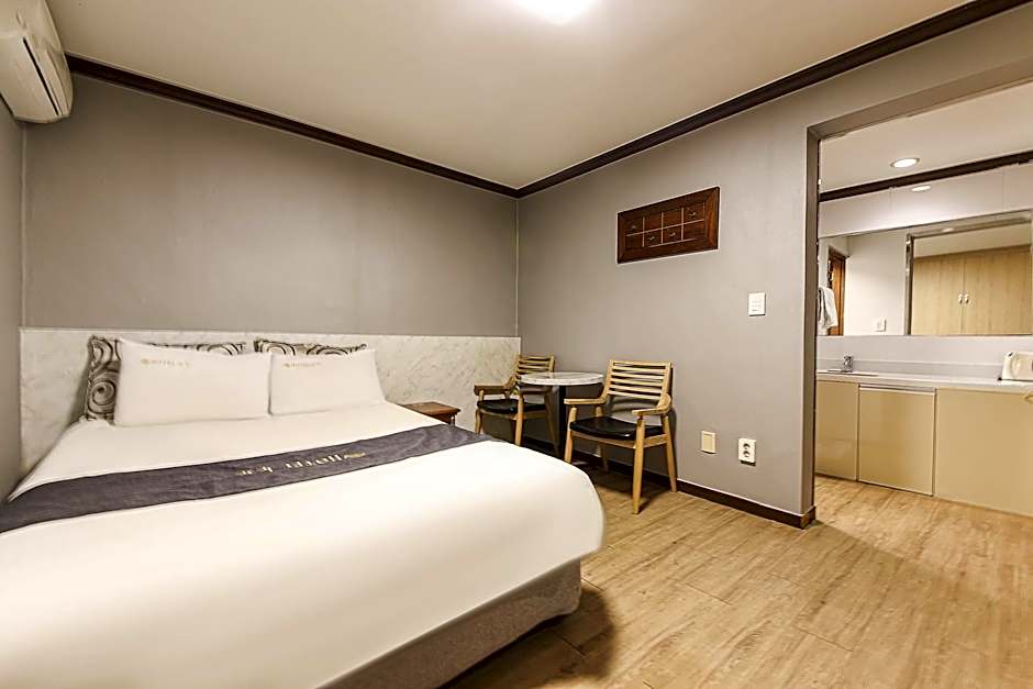 Photo 1 of 17 of Special Room A