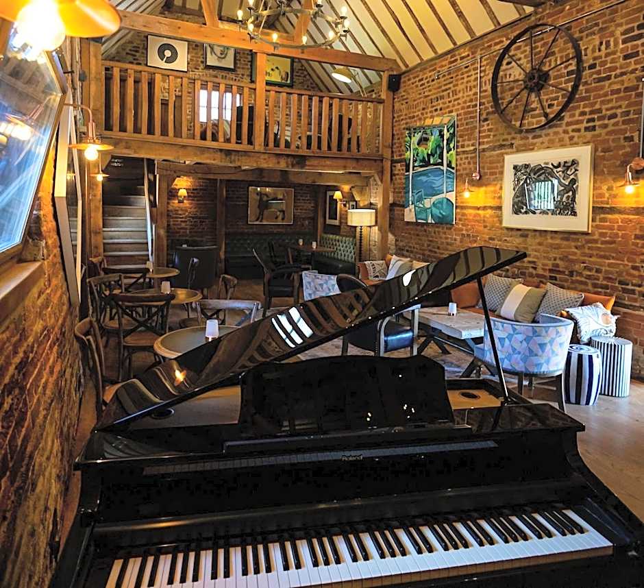 Tewinbury Farm Hotel