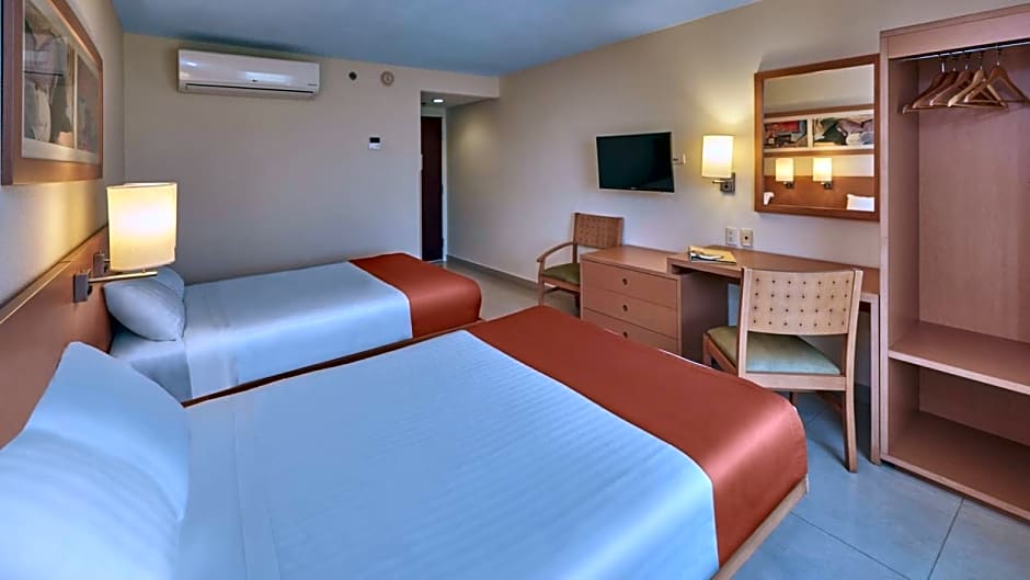 City Express by Marriott Mazatlán
