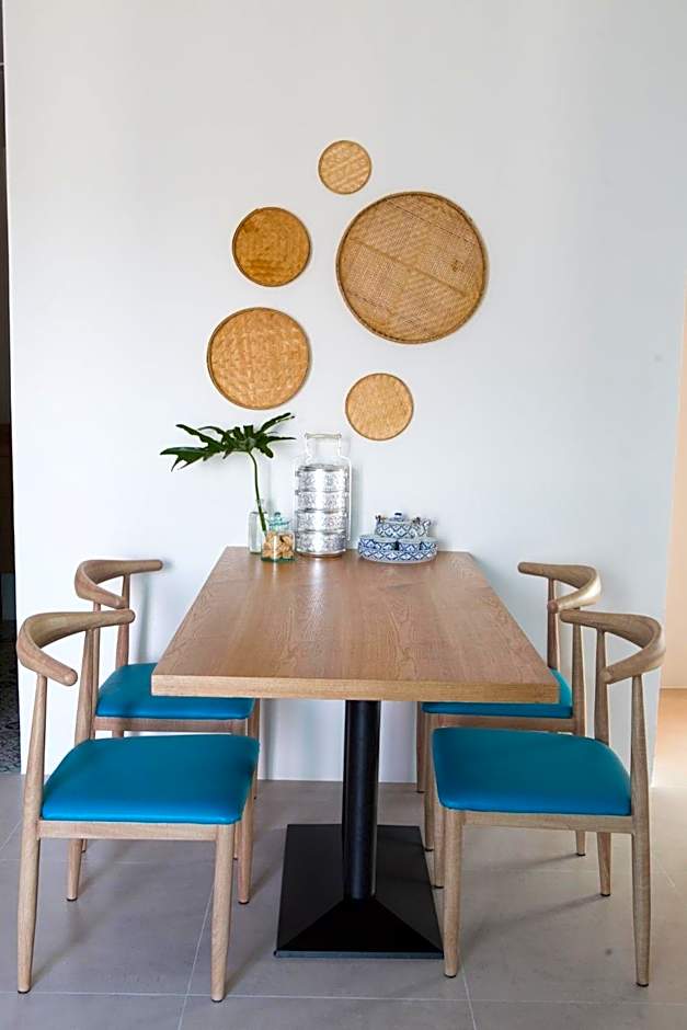 DeeProm Pattaya Hotel