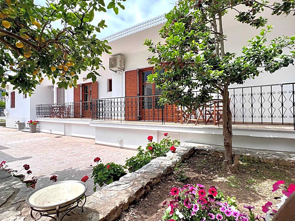 ATHANASIA APARTMENTS