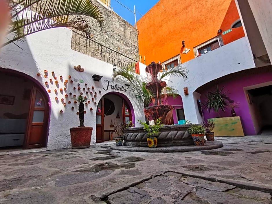 HOTEL BACANTES