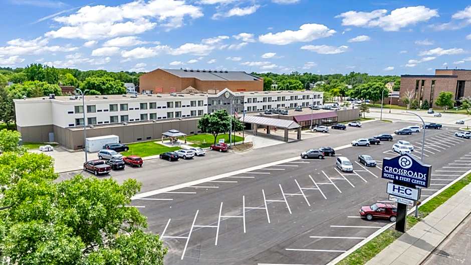 Crossroads Hotel and Huron Event Center