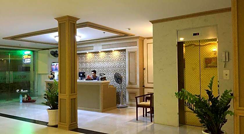 Huy Hoang Hotel - Tan Binh