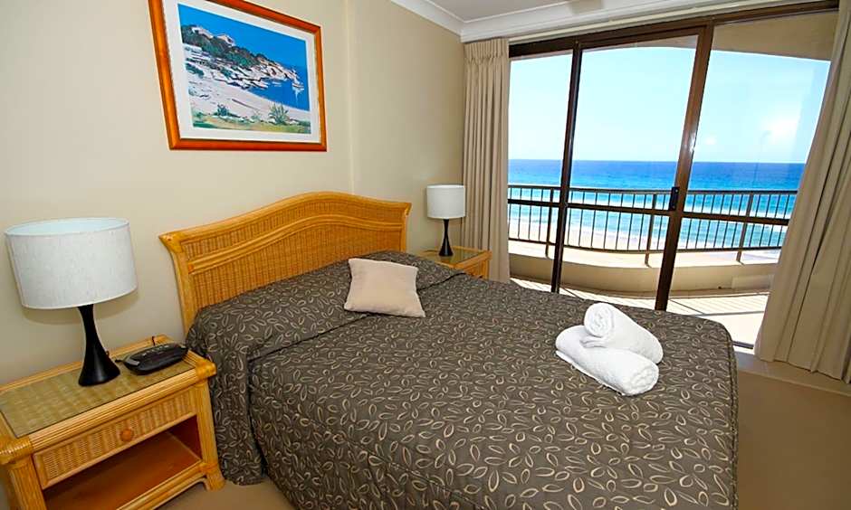 San Simeon Beachfront Apartments Tugun