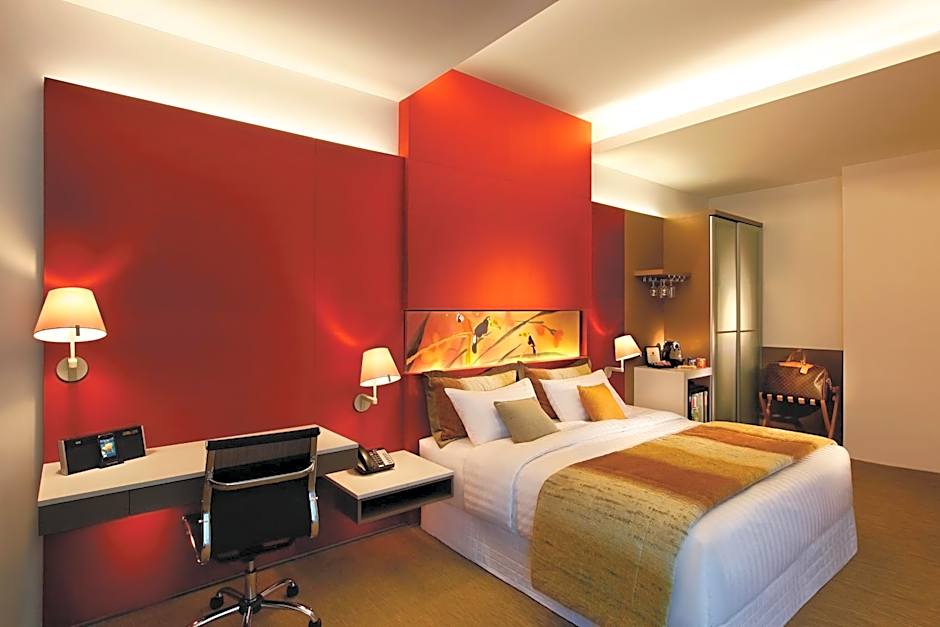Photo 1 of 6 of Premier 1 King Bed