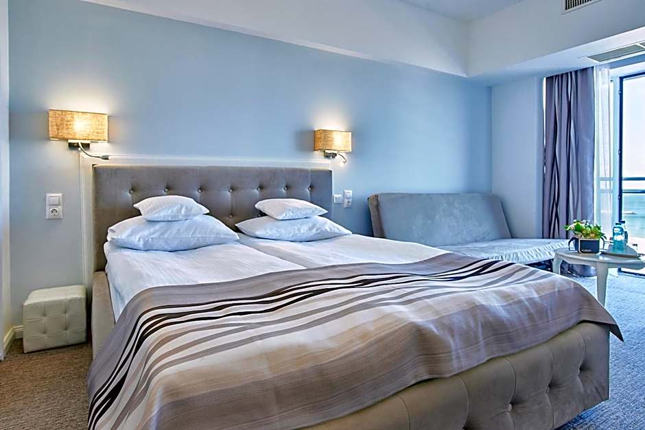 Photo 1 sur 7 de Deluxe Family Sofabed, Sea View