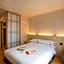 SOLA HOTEL