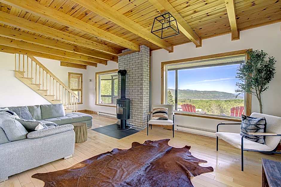 Idyllic Nature Retreat - Hot tub and Scenic Views