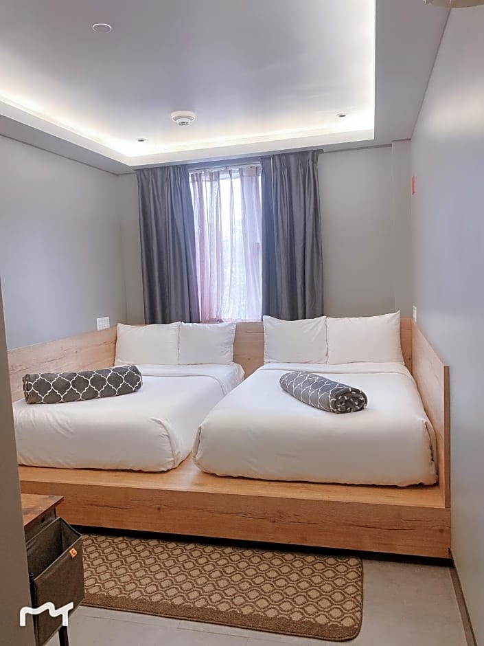 Madison LES Hotel