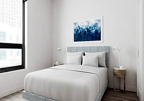 One Bedroom Queen Suite