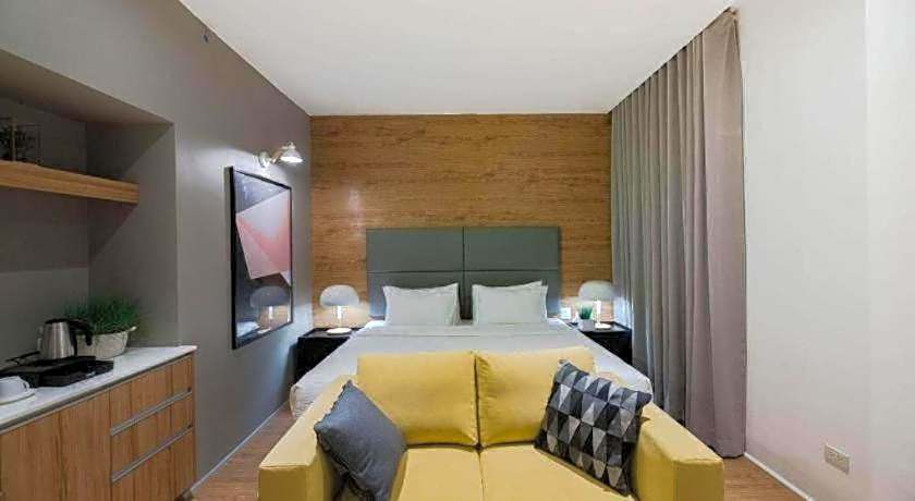 Avior Hotel