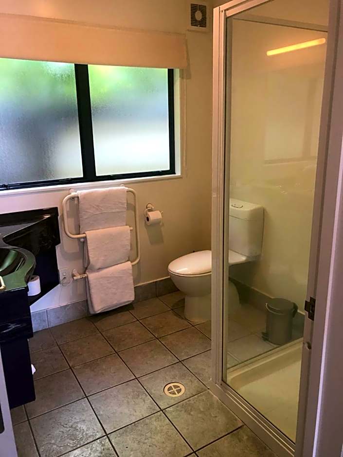 Claremonte Motor Lodge