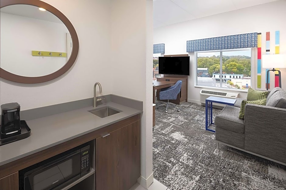 Hampton Inn & Suites Rochester Downtown