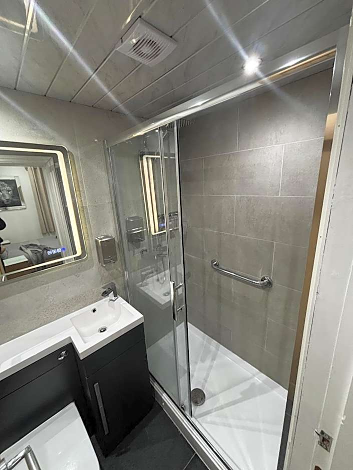 Hendham House - Near Etihad Stadium, CoOp Live Arena, AO Arena, Piccadilly Train Station & Manchester City Centre