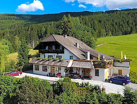 Hotel Pension Schwaiger