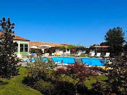 Relais Villa Roncuzzi