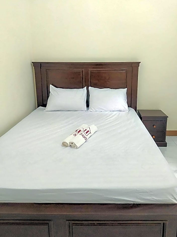 RedDoorz Syariah near Exit Tol Pemalang