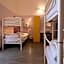 Hotel & Hostel 7
