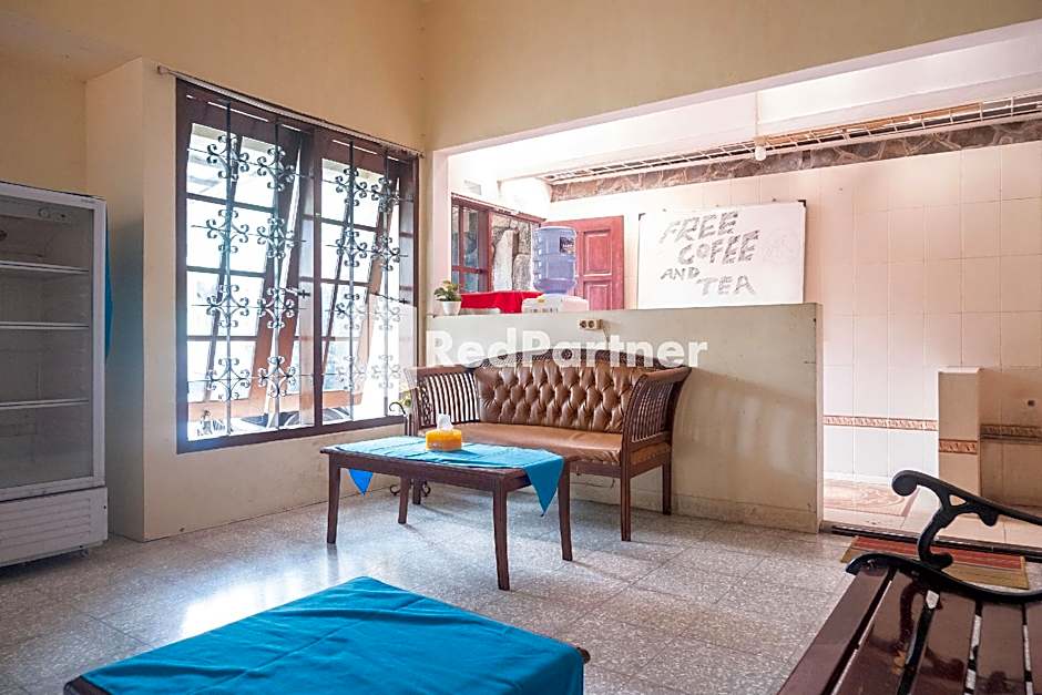 Athaya Hotel Syariah near UGM Yogyakarta Mitra RedDoorz – Yogyakarta, MN