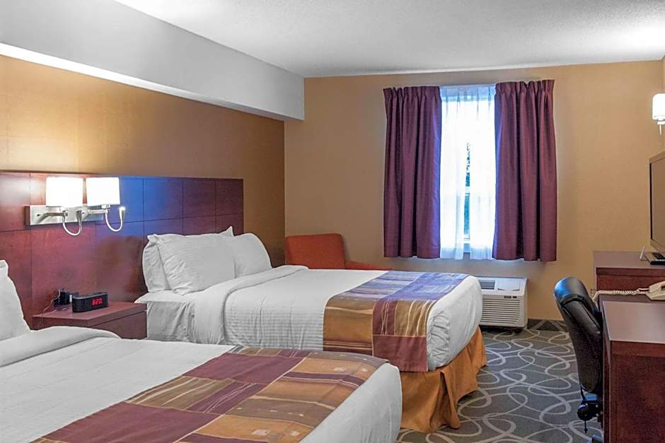 Quality Hotel & Suites Gander